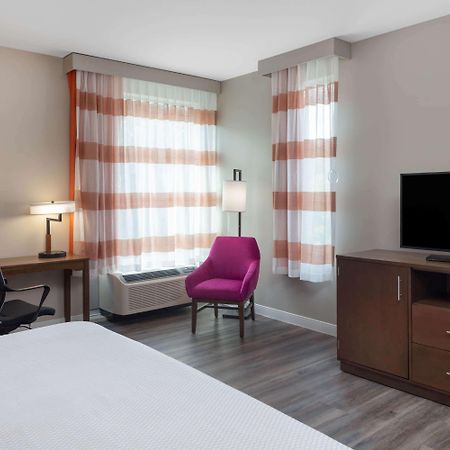 La Quinta By Wyndham Greensboro Airport High Point Экстерьер фото
