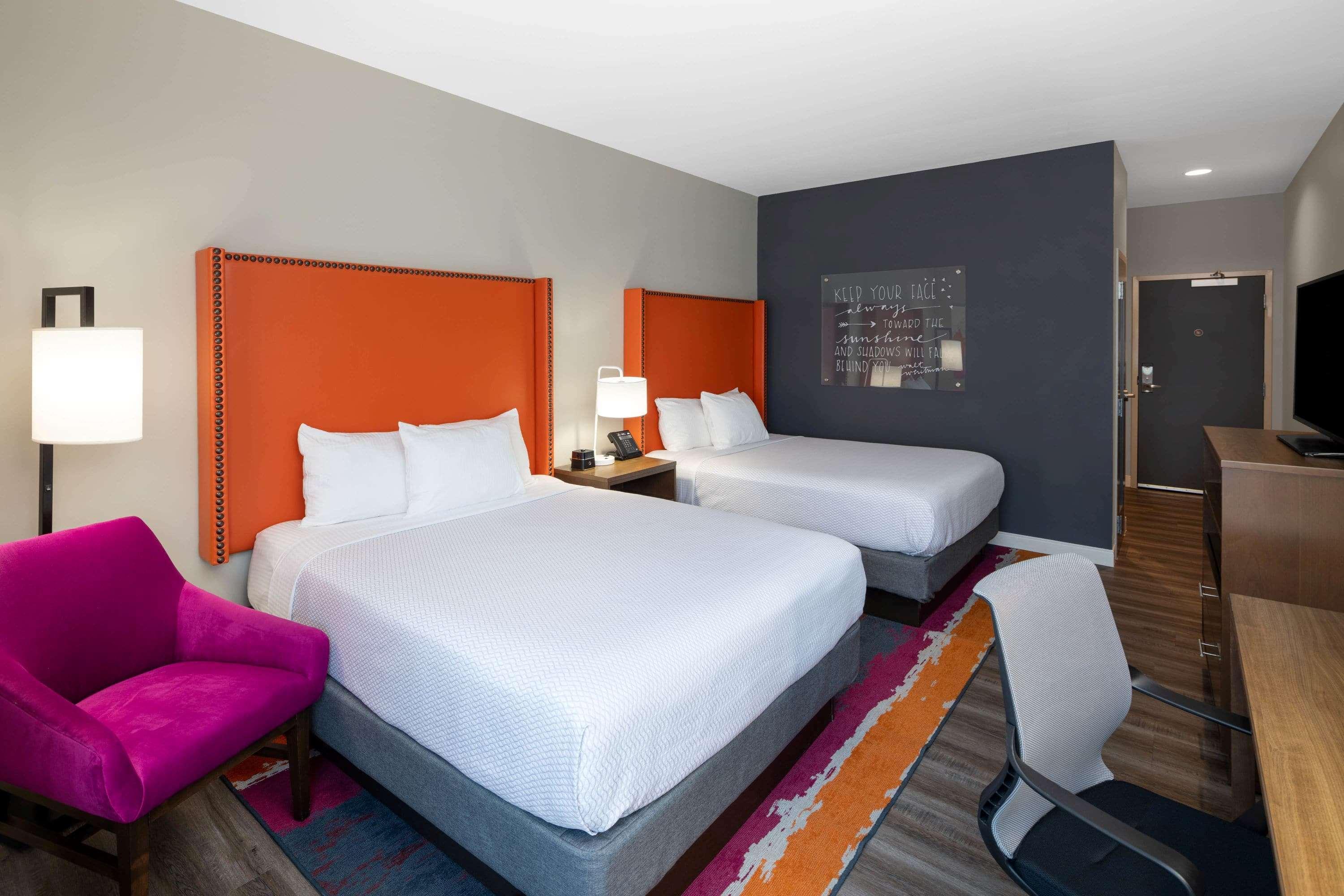 La Quinta By Wyndham Greensboro Airport High Point Экстерьер фото