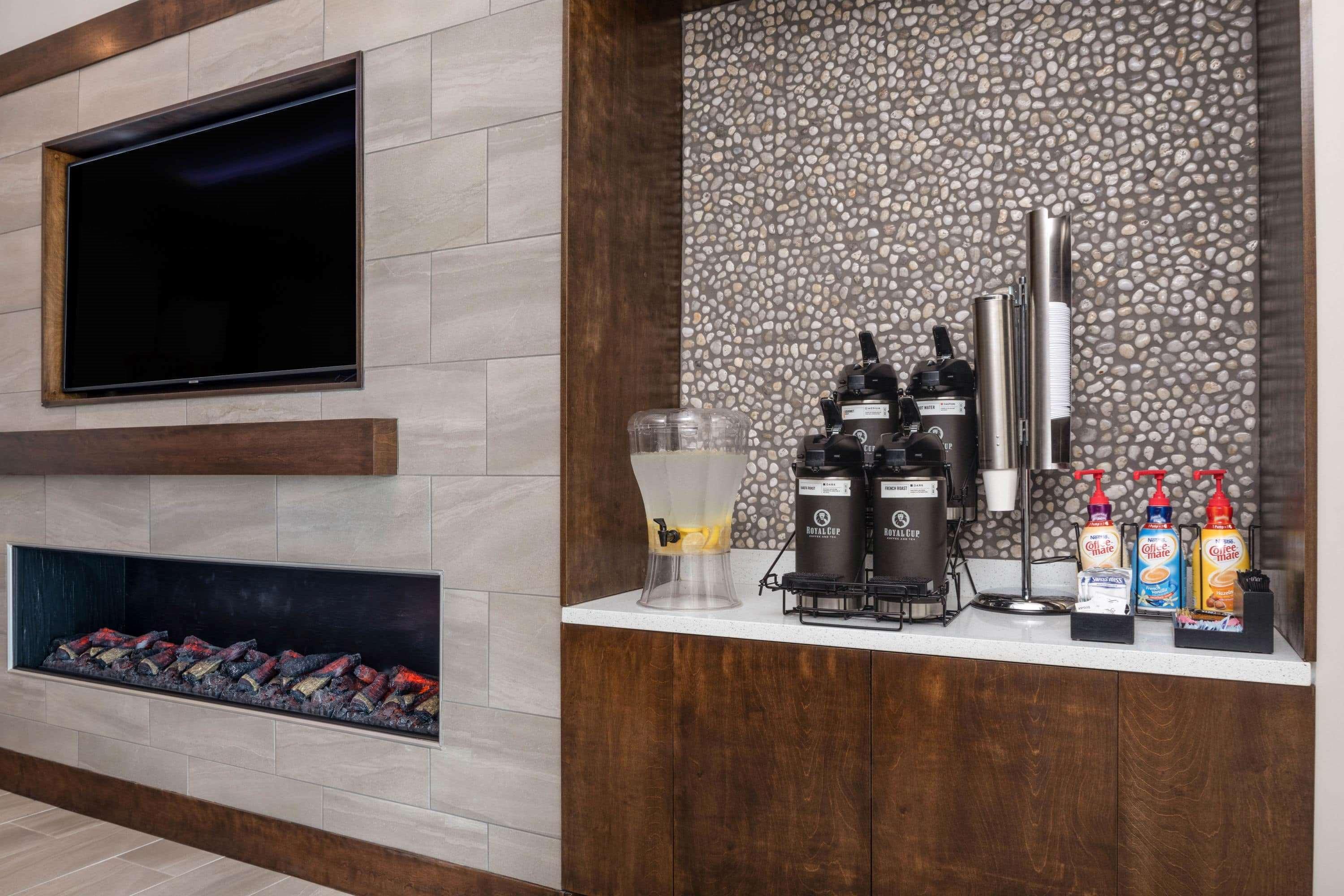 La Quinta By Wyndham Greensboro Airport High Point Экстерьер фото
